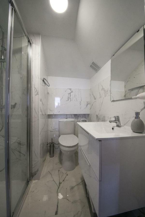 Atico Toledo Apartment Exterior photo