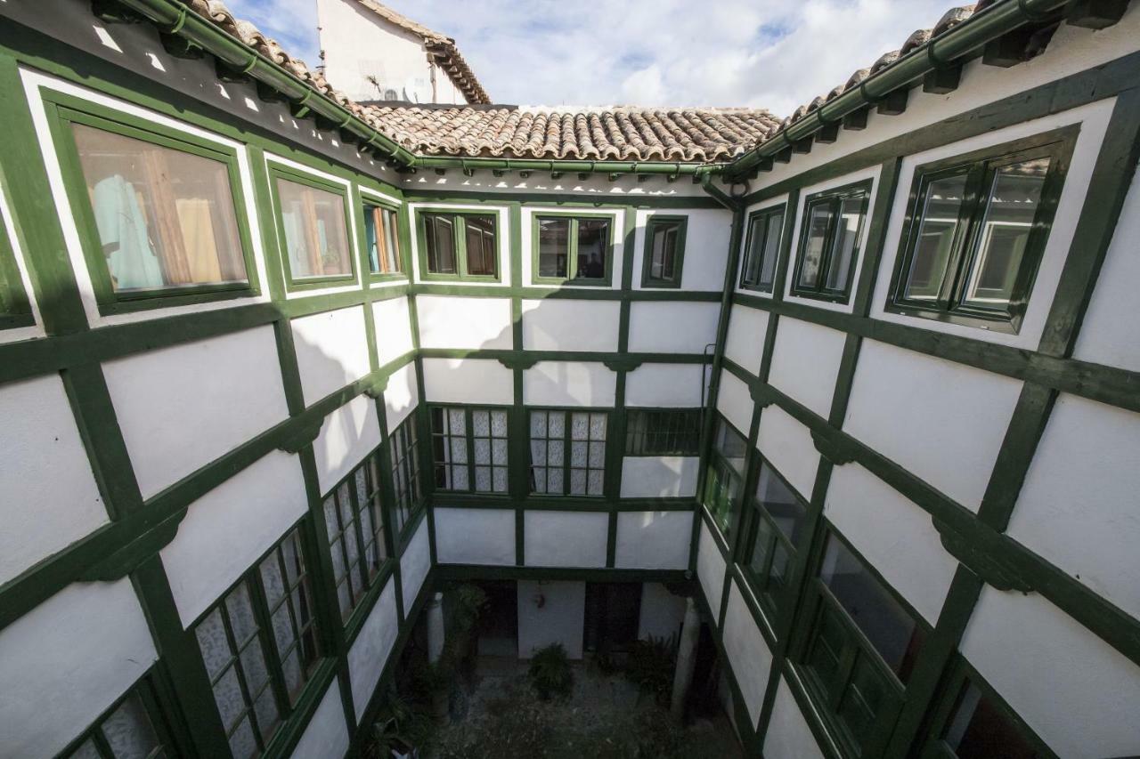 Atico Toledo Apartment Exterior photo